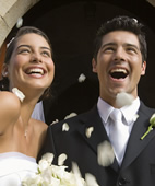 Forscher untersuchten, inwieweit sich eine glückliche Ehe vorhersagen lässt